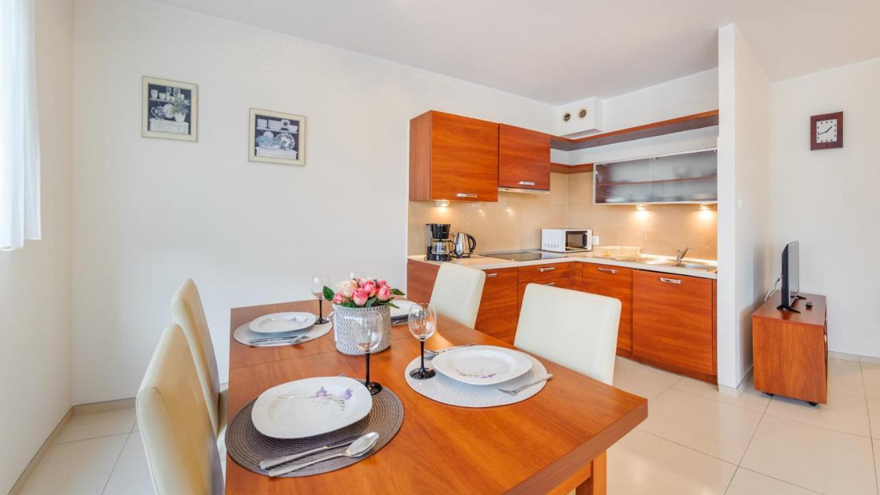 Apartamenty Sun & Snow Zielone Tarasy Kolobrzeg Exterior photo